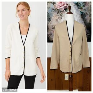 Gorgeous Ann Taylor Contrast Trim Soft Blazer!
